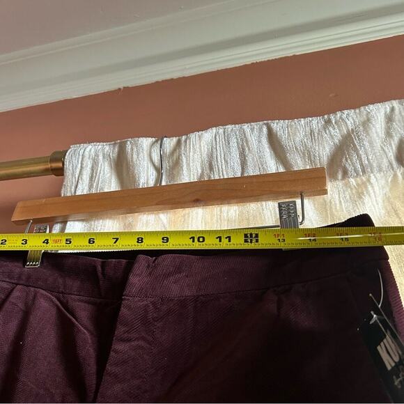 Kut from the Kloth Burgundy Plum Corduroy Cropped Straight Leg Pants NWT Size 10 - Picture 4 of 6